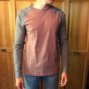 Banana Republic Long Sleeve Red and Gray Tee Shirt